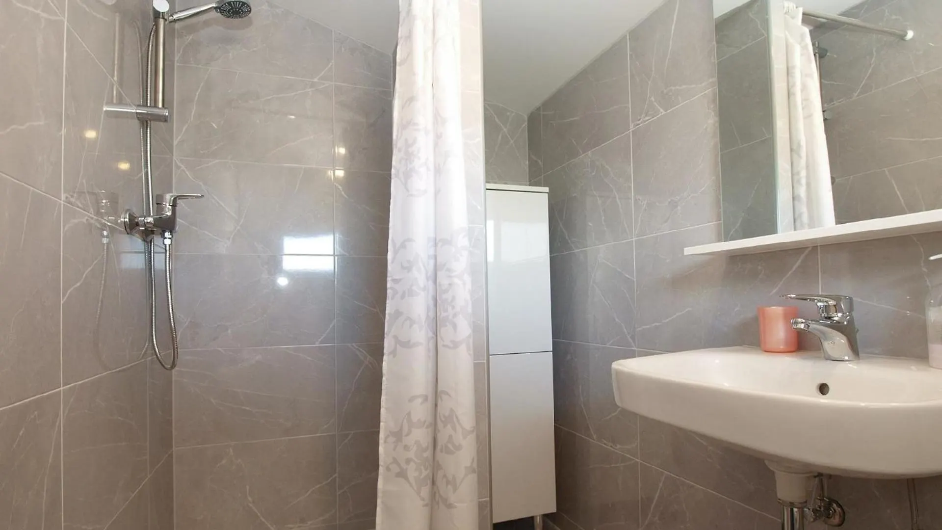 Ferienwohnung Fuer 4 Personen Ca 45 Qm In Fazana, Istrien Istrische Riviera Apartment